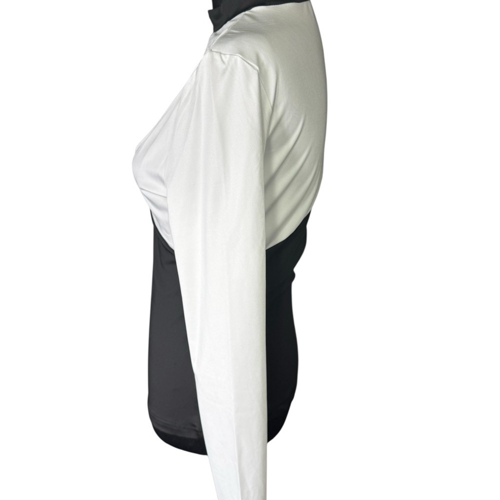 Chic Monochrome Cut-Out Blouse - Picture 3 of 8